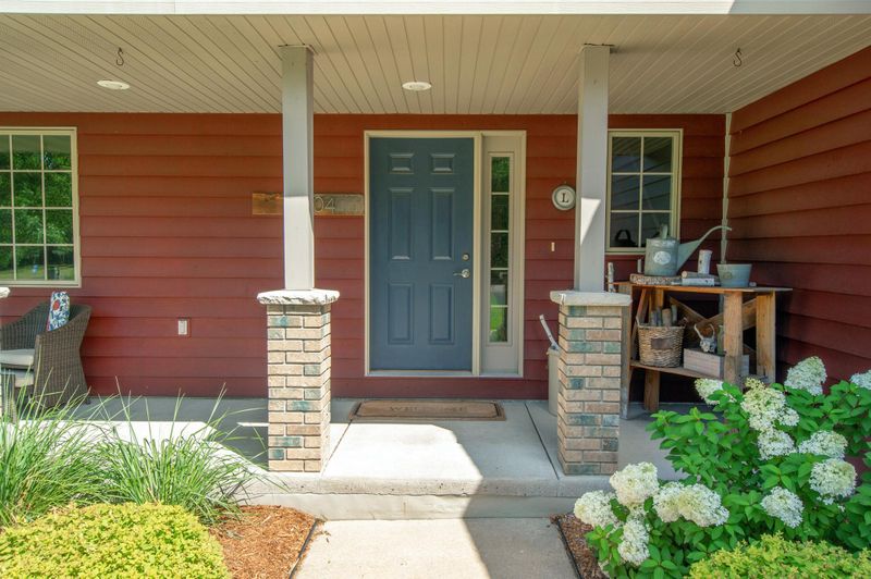 13904 Oakwood Dr, Baxter, MN 56425