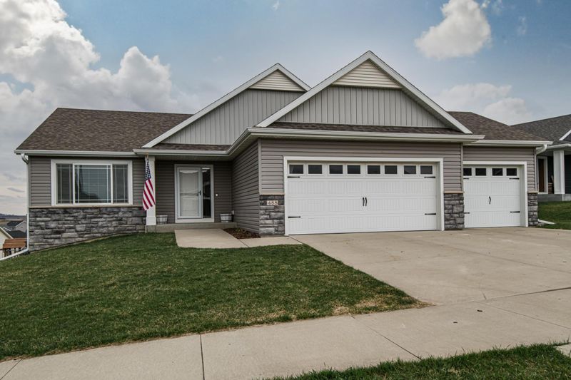 488 15th Ave NE, Byron, MN 55920