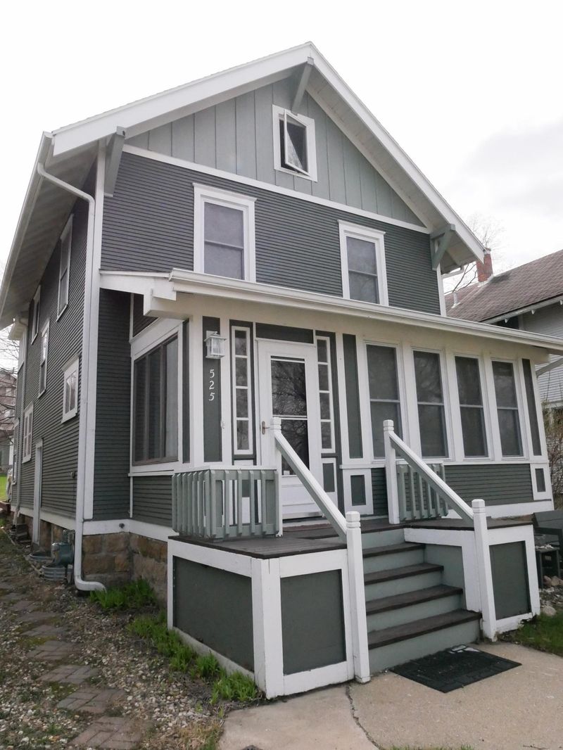 525 N 4th St, Mankato, MN 56001