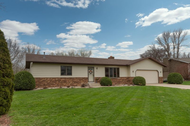 812 3 1/2 Ave NW, Byron, MN 55920