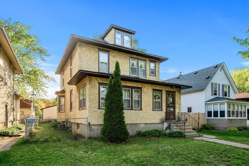 240 7th Ave S, South Saint Paul, MN 55075