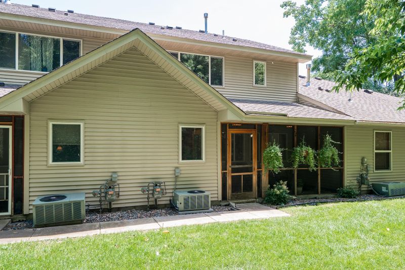 116 Firebarn Rd, Circle Pines, MN 55014