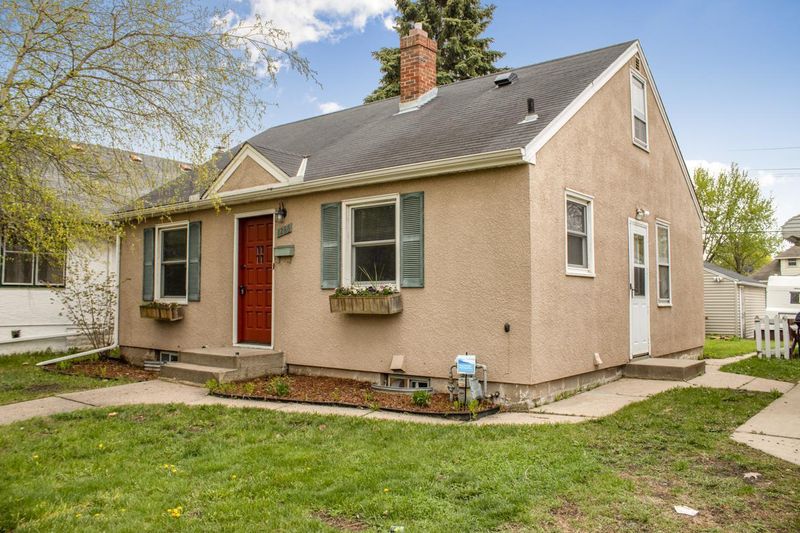 1266 Hubbard Ave, Saint Paul, MN 55104