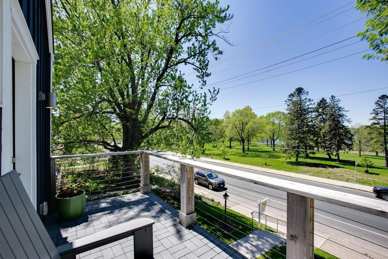 4549 28th Ave S, Minneapolis, MN 55406