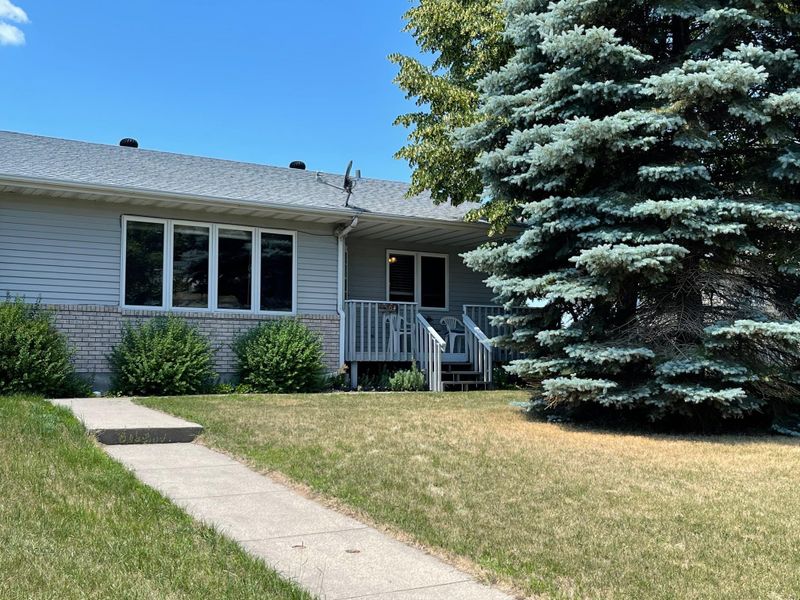 1504 June Ave, Detroit Lakes, MN 56501