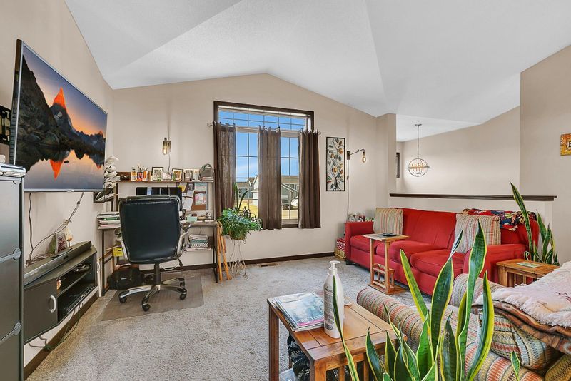903 5th St NE, Rice, MN 56367