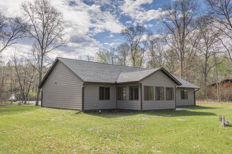 22185 Crystal Ct, Merrifield, MN 56465