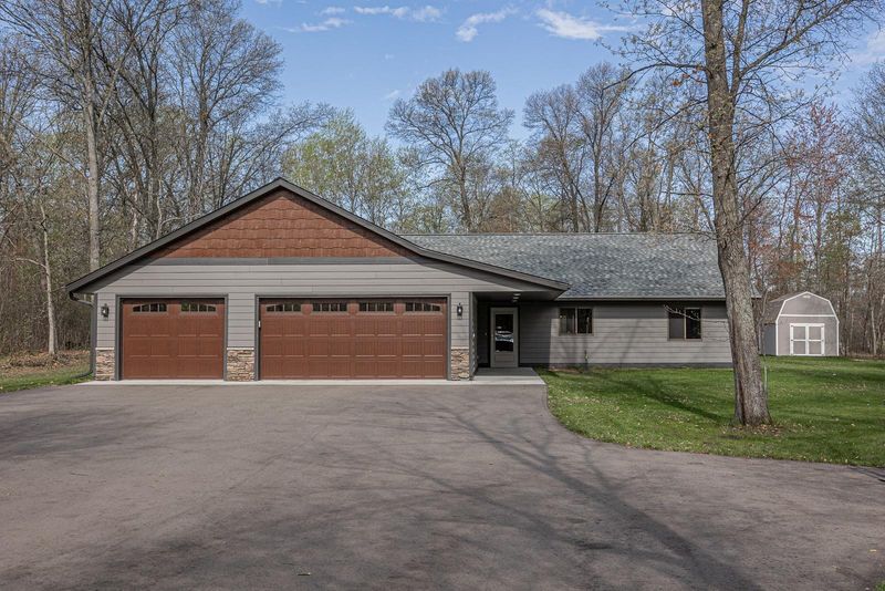 22185 Crystal Ct, Merrifield, MN 56465