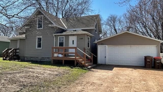 1128 9th St, Howard Lake, MN 55349