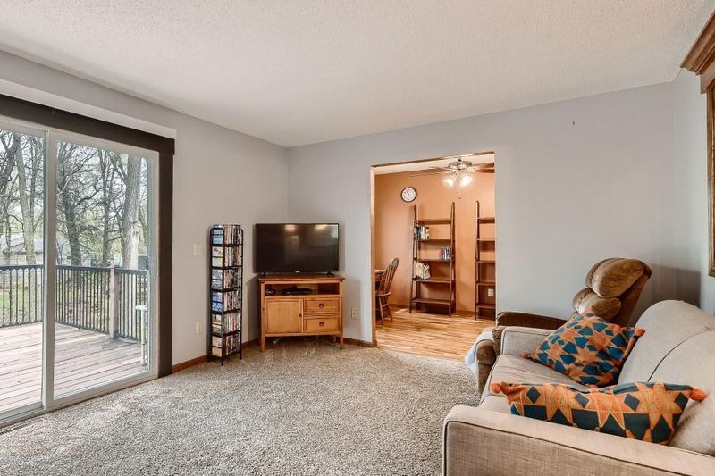 101 Eileen Cir, Burnsville, MN 55306