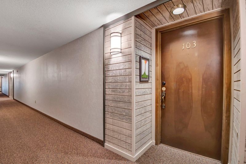 7520 Cahill Rd #103A, Edina, MN 55439