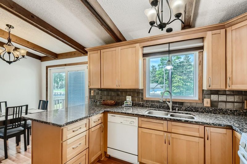 7925 Girard Ct N, Brooklyn Park, MN 55444