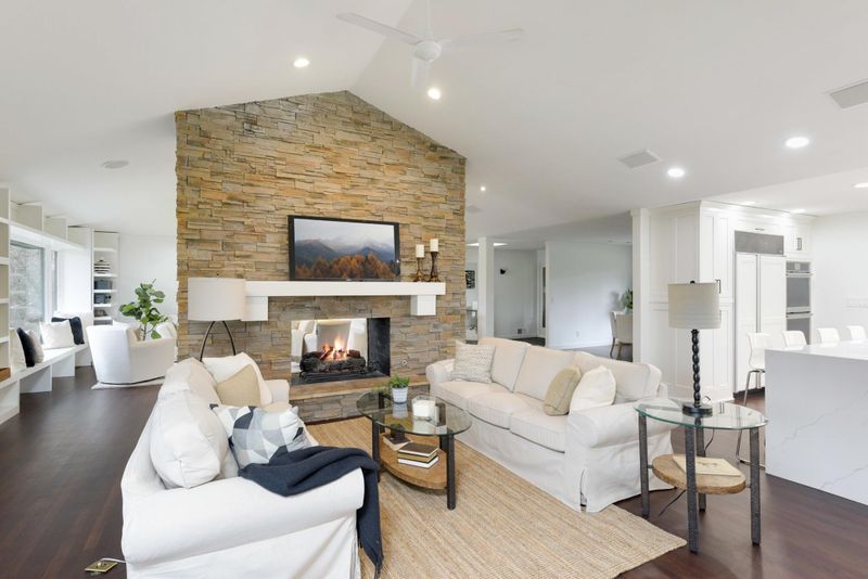 6617 Biscayne Blvd, Edina, MN 55436