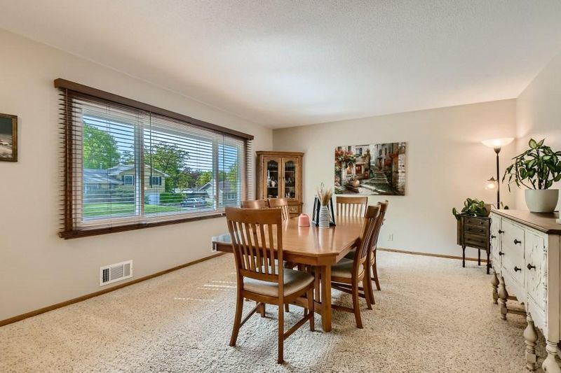3616 Ensign Ave N, New Hope, MN 55427