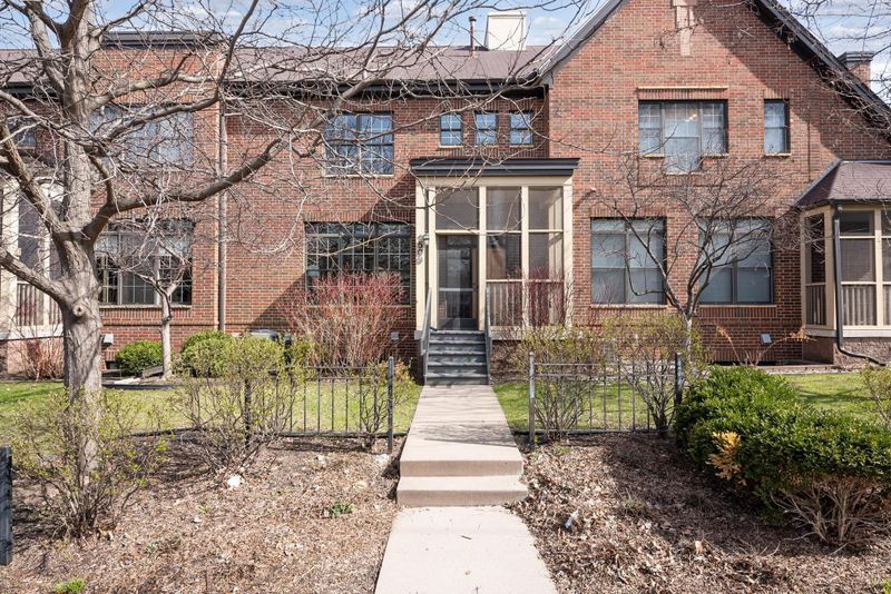 1509 Franklin Ave SE, Minneapolis, MN 55404