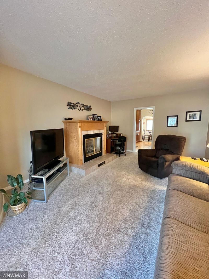 313 Kendall Ave N, Thief River Falls, MN 56701