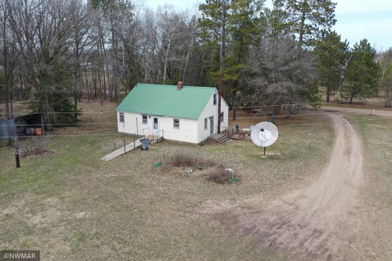 19201 300th St, Menahga, MN 56464