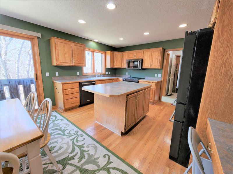 3841 218th Ave NW, Oak Grove, MN 55303