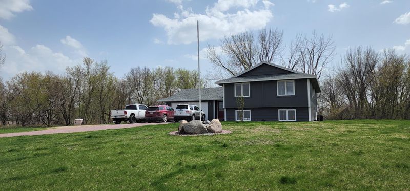 71215 380th St, Saint James, MN 56081