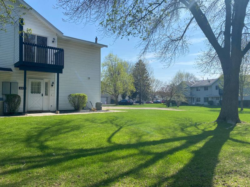 4307 Centerville Rd, Vadnais Heights, MN 55127