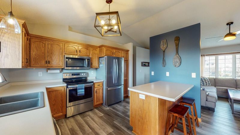 4950 4th St NW, Rochester, MN 55901