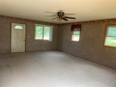 307 6th St NW, Elysian, MN 56028