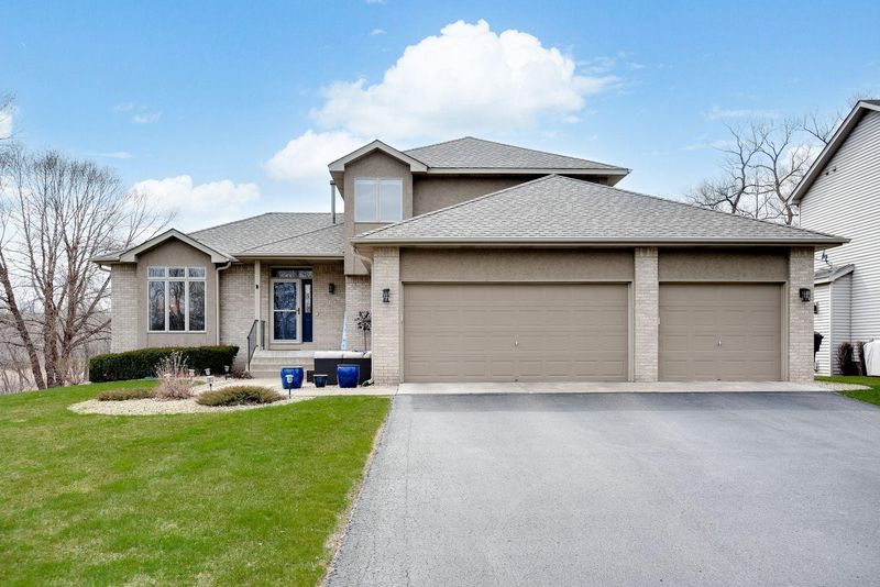 7029 Union Terrace Ln N, Maple Grove, MN 55369