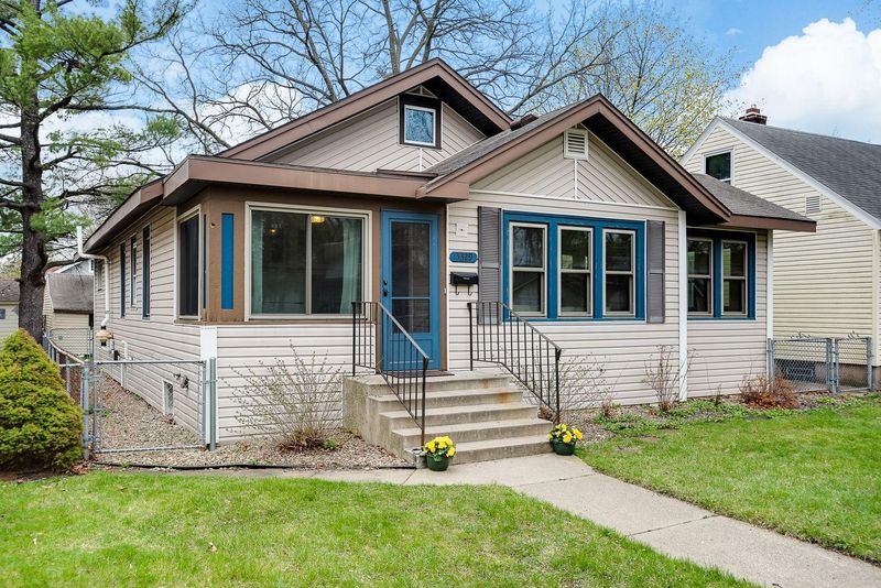 5329 44th Ave S, Minneapolis, MN 55417