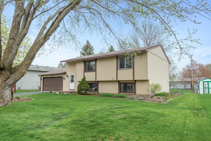 16290 Garner Ave W, Rosemount, MN 55068