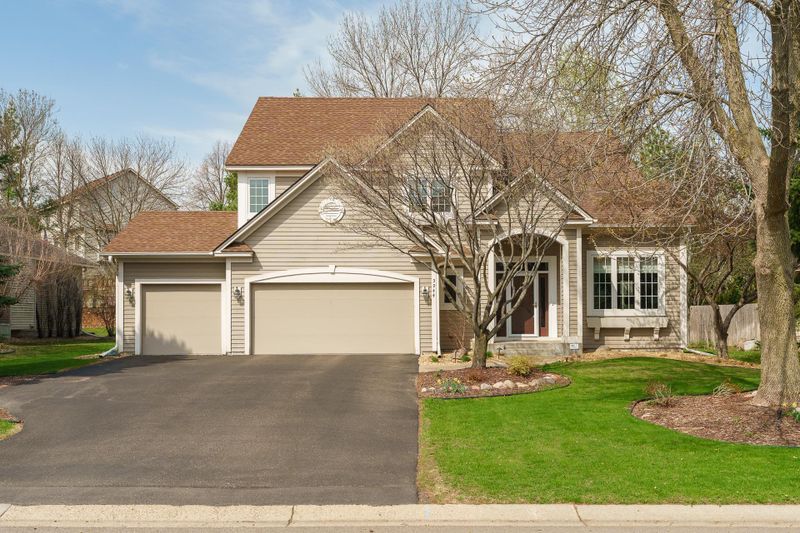 3944 Bailey Ridge Dr, Woodbury, MN 55125