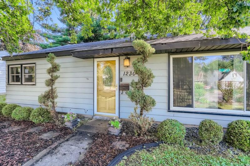 1230 Saint Paul Ave, Saint Paul, MN 55116