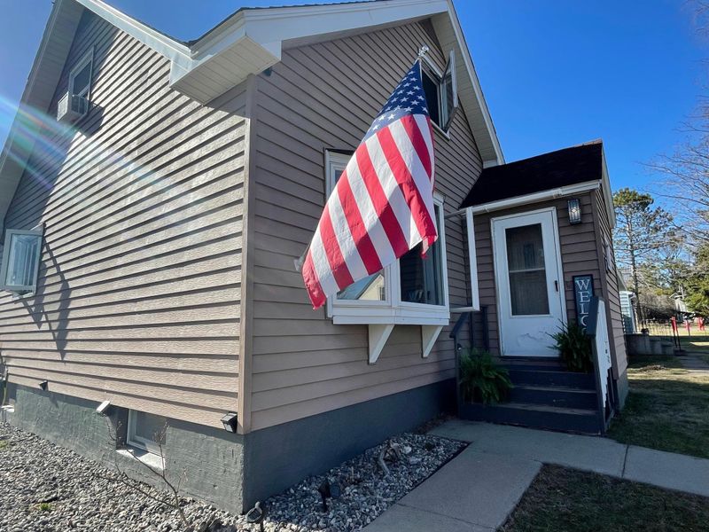434 4th Ave N, Biwabik, MN 55708