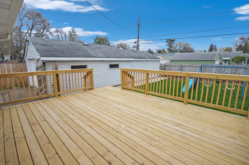 1668 Sherwood Ave, Saint Paul, MN 55106