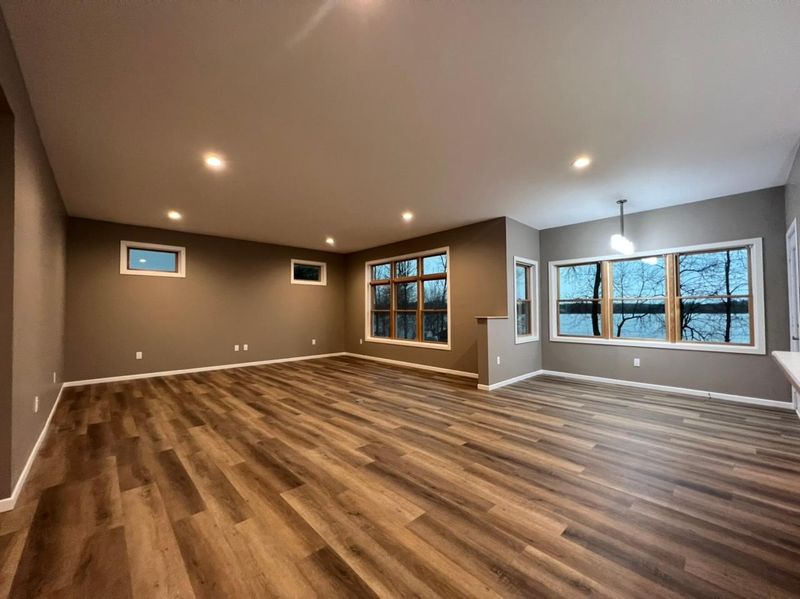 2340 Cedarcrest Ct, Harris, MN 55032