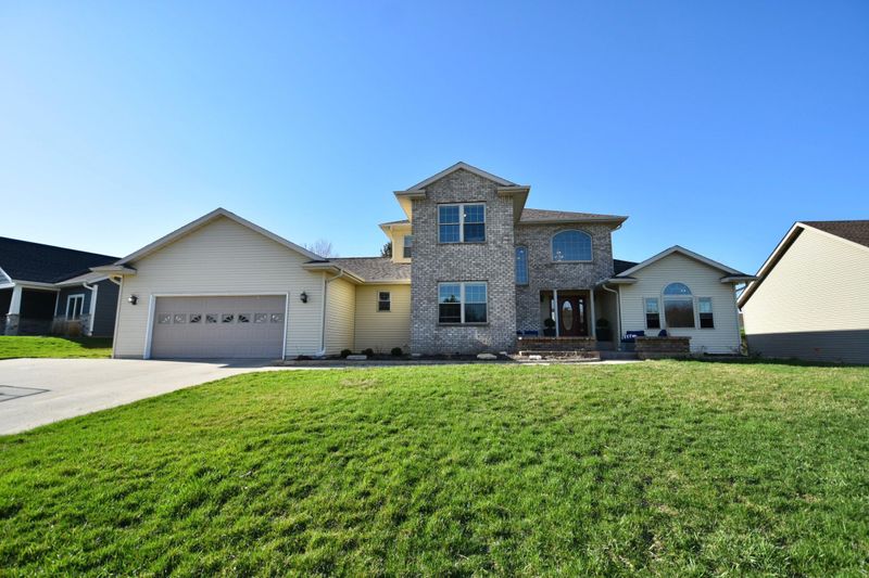 908 3rd Ave, Goodhue, MN 55027