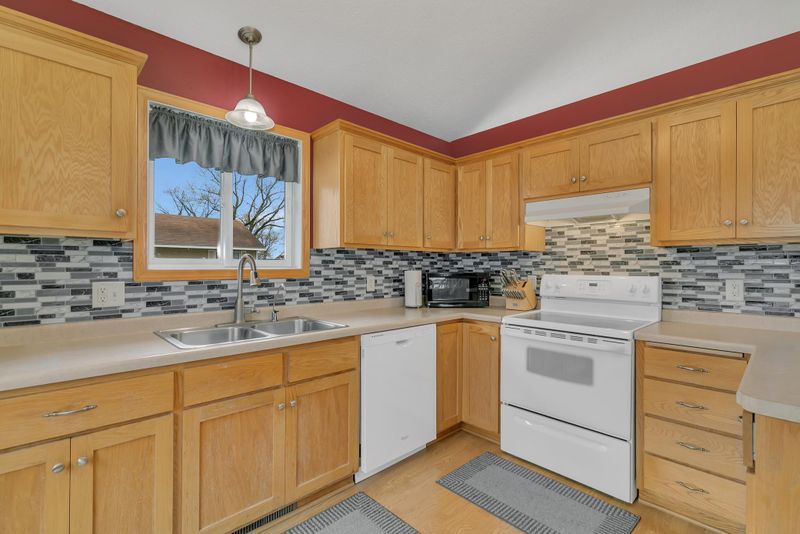 110 7th Ave NE, Saint Cloud, MN 56304
