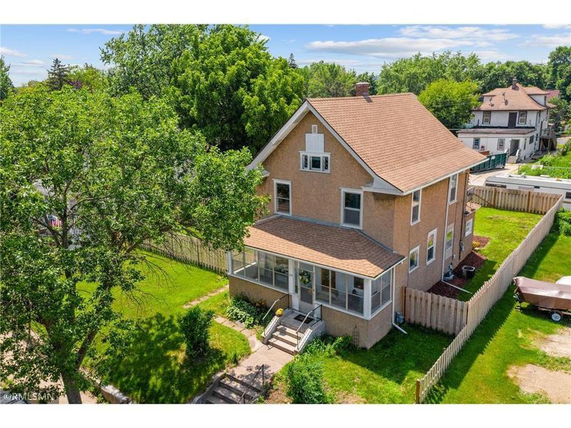 224 3rd Ave S, South Saint Paul, MN 55075