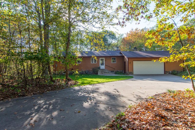 10486 Round Lake Rd, Pequot Lakes, MN 56472