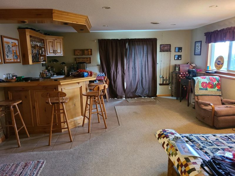 28669 Lakelawn Dr, Lindstrom, MN 55045