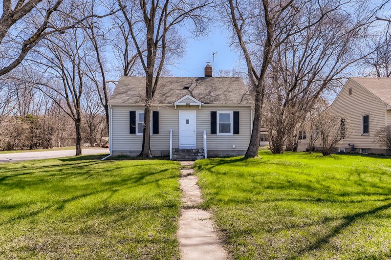 1796 Hastings Ave, Newport, MN 55055