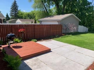 1909 Field Ave, Saint Paul, MN 55116