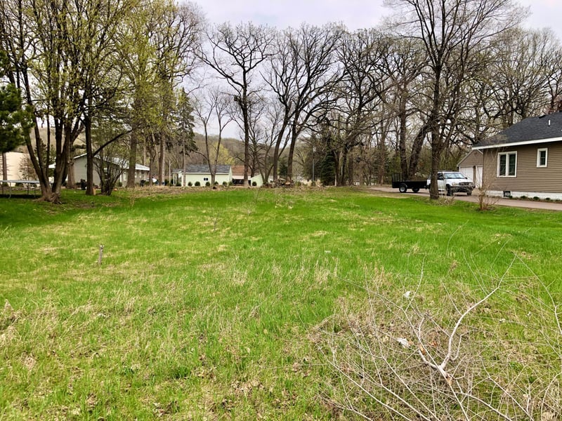 1864 Hastings Ave, Newport, MN 55055