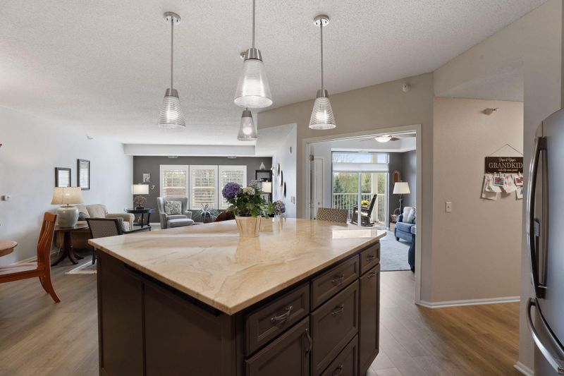 3800 85th Ave N #203, Brooklyn Park, MN 55443