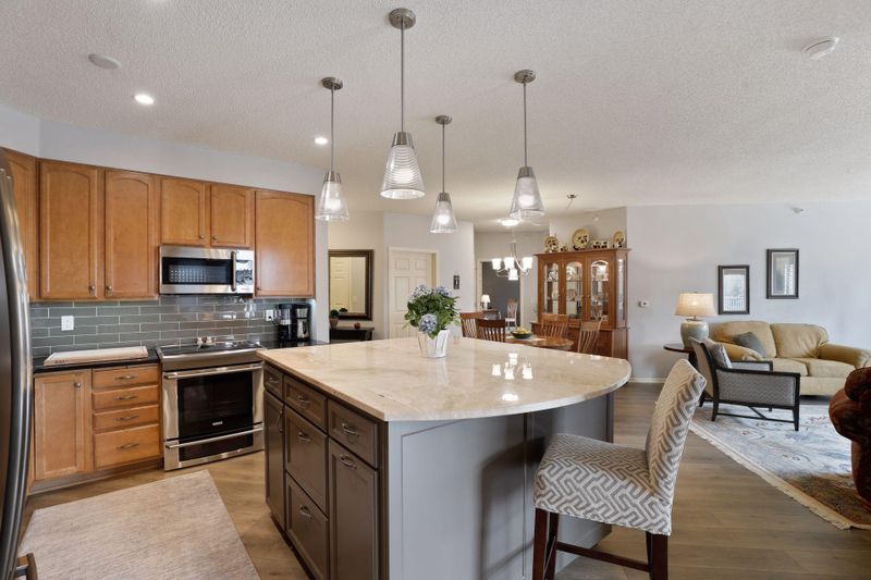 3800 85th Ave N #203, Brooklyn Park, MN 55443