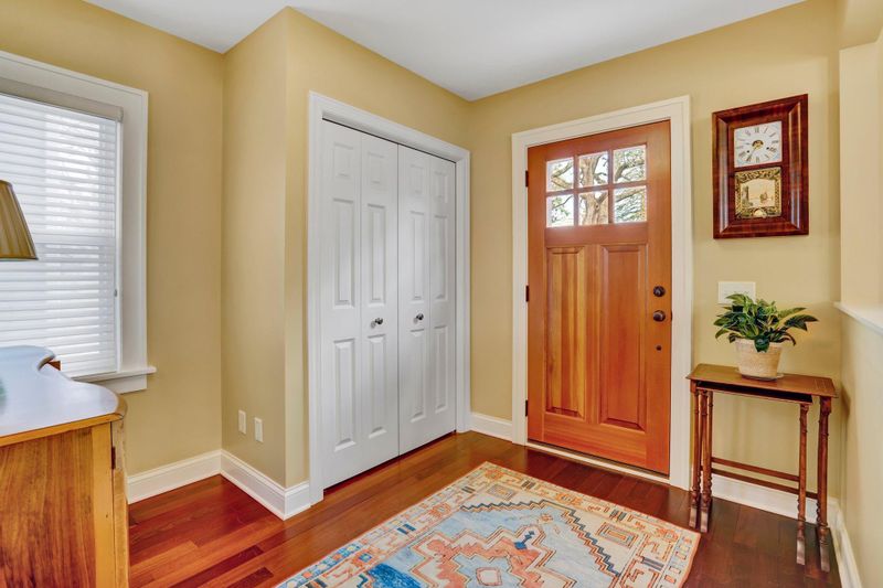 4500 North Ave, Edina, MN 55436