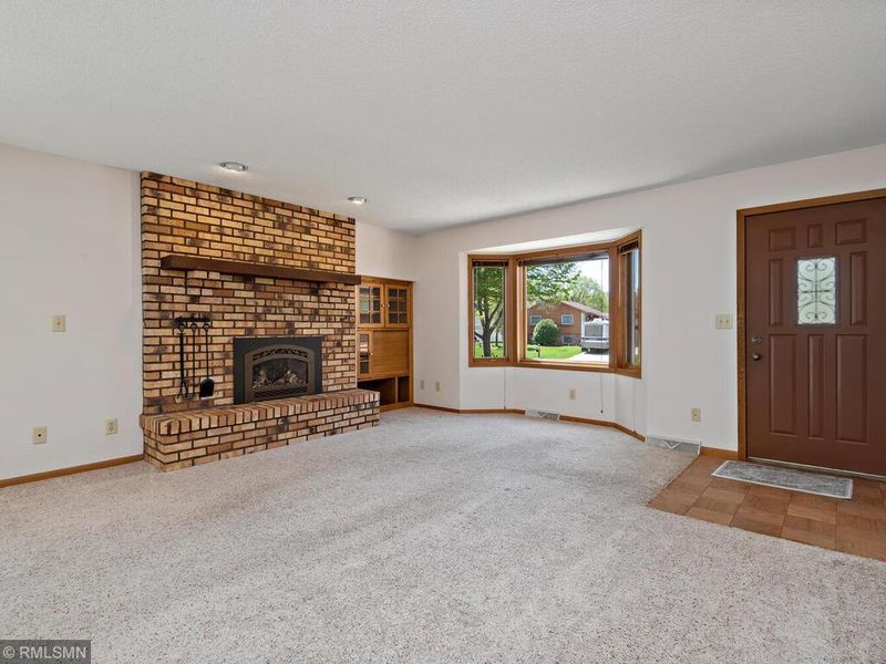 3677 142nd Ave NW, Andover, MN 55304