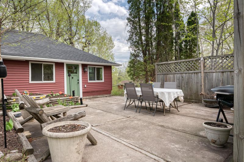3021 Drury Ln, Mound, MN 55364