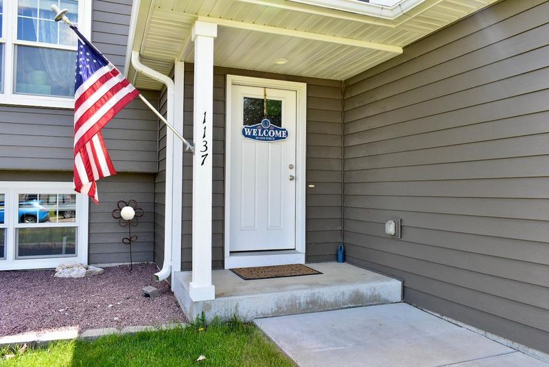 1137 Lone Stone Ct SE, Chatfield, MN 55923
