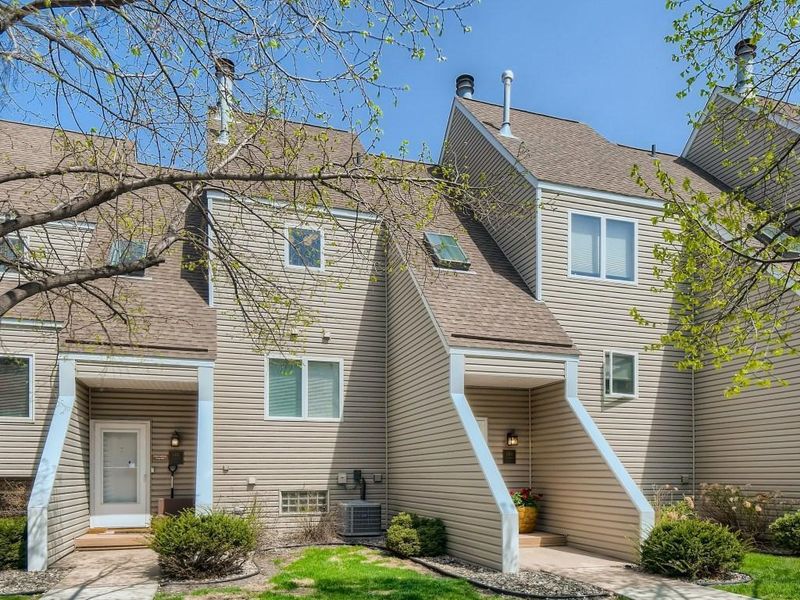1310 Boardwalk Pl, Minneapolis, MN 55411