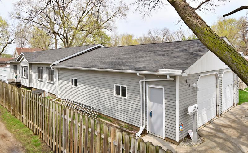 438 Park Ave NW, Faribault, MN 55021